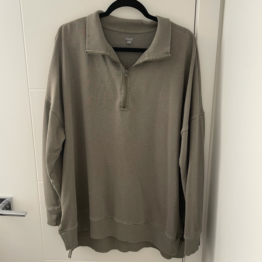 Womens Aeire Sweatshirt with Quarter Zip